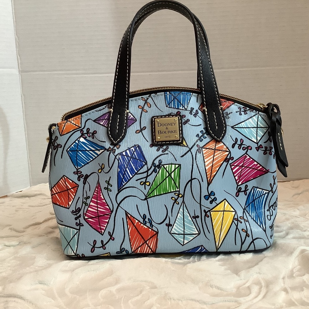 EUC Dooney & Bourke Ruby‎ Mini kites blue